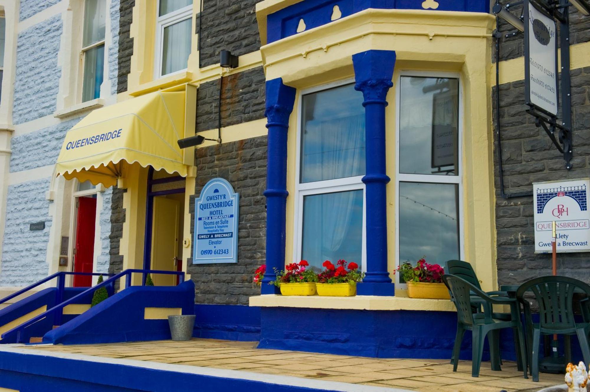 Queensbridge Hotel Aberystwyth Bagian luar foto