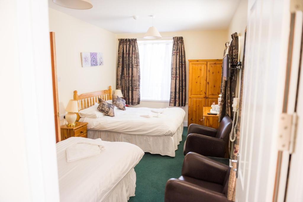 Queensbridge Hotel Aberystwyth Bagian luar foto