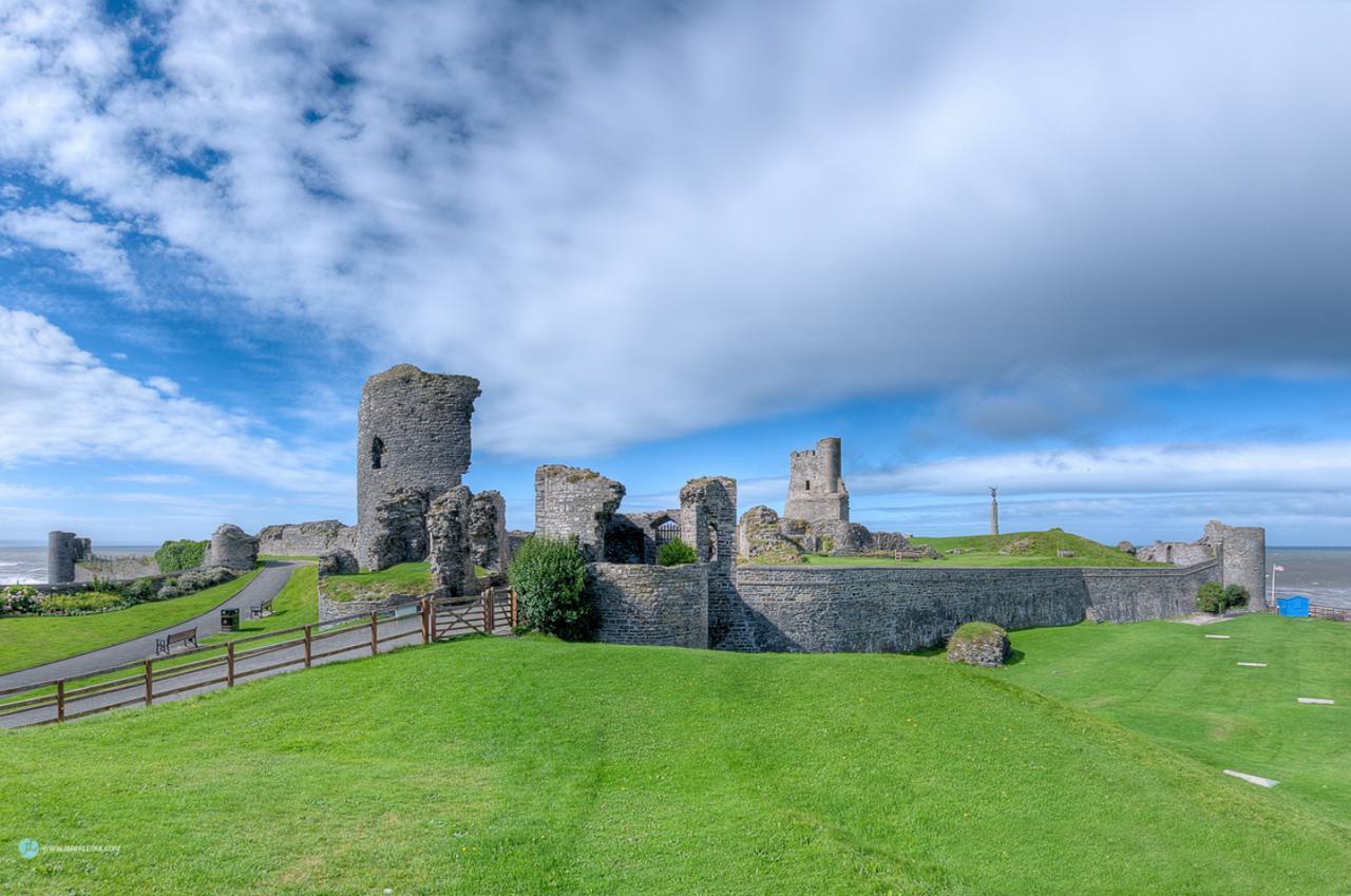 Queensbridge Hotel Aberystwyth Bagian luar foto