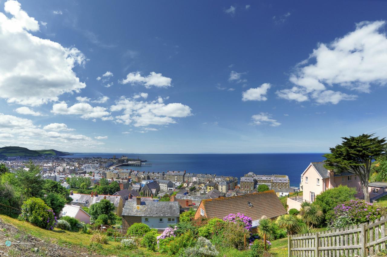 Queensbridge Hotel Aberystwyth Bagian luar foto